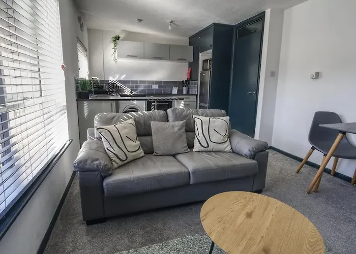 Cosy 1Br Apt, Self Check In, Parking, By Derbnb