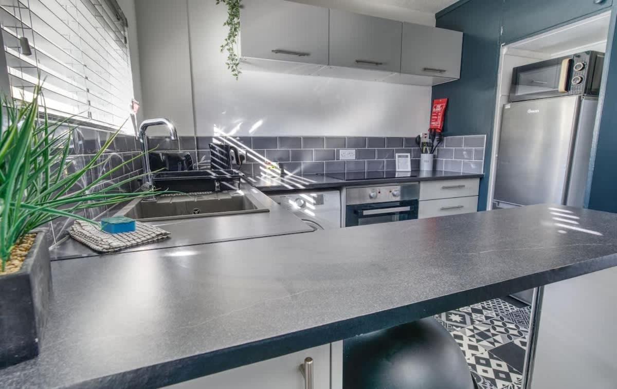 Appartement Cosy 1br Apt, Self Check In, Parking, By Derbnb *